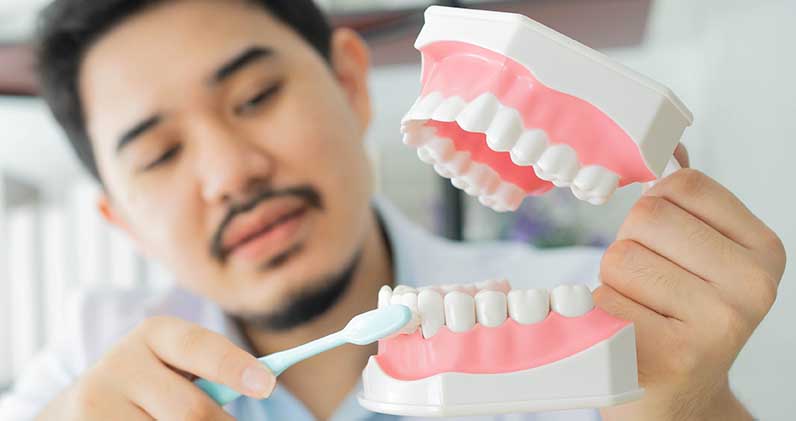 Qué es y cómo combatir la enfermedad periodontal